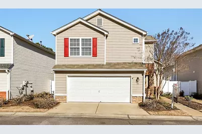 194 W Oaks Place, Woodstock, GA 30188 - Photo 1