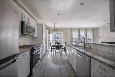 175 Regent Place, Woodstock, GA 30188 - Photo 6