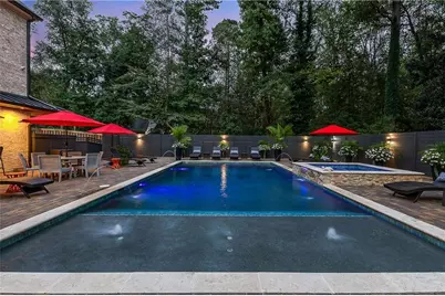 8380 Berkley Ridge, Sandy Springs, GA 30350 - Photo 4