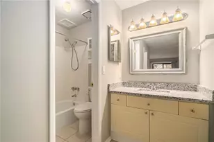 1115 Summit N Dr NE, Atlanta, GA 30324 - Photo 14