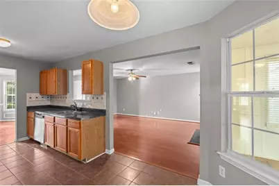 1568 Queen Elizabeth Drive, Locust Grove, GA 30248 - Photo 14