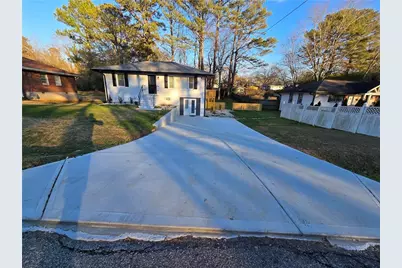 369 Virginia Place SE, Marietta, GA 30067 - Photo 1