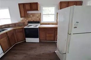 2174 Whites Mill Rd, Decatur, GA 30032 - Photo 2