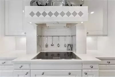 2660 Peachtree Road NW #36F, Atlanta, GA 30305 - Photo 10