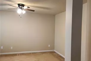 3328 Castleberry Village Cir, Cumming, GA 30040 - Photo 24