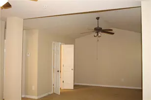 3328 Castleberry Village Cir, Cumming, GA 30040 - Photo 22