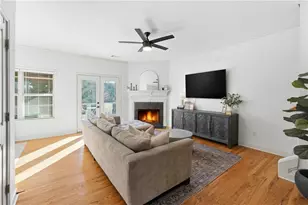 411 Royal Cres Ln E, Canton, GA 30115 - Photo 14