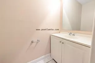 525 Cedar Woods Ct, College Park, GA 30349 - Photo 6