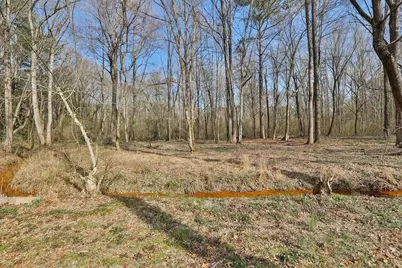 110 Hurt Road SW, Smyrna, GA 30082 - Photo 4