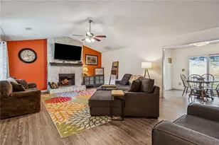 1212 Torrey Pl, Dacula, GA 30019 - Photo 2