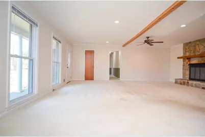 5547 Prince Phillip Way, Stone Mountain, GA 30087 - Photo 6