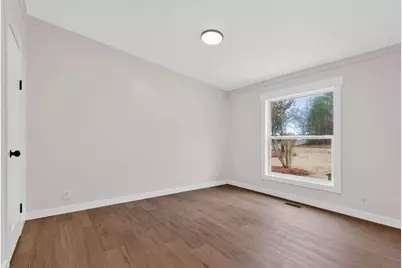 329 Brook Road, Barnesville, GA 30204 - Photo 16