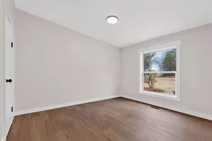 329 Brook Rd, Barnesville, GA 30204 - Photo 16