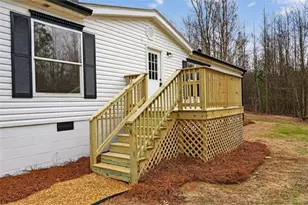 329 Brook Rd, Barnesville, GA 30204 - Photo 4