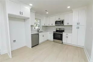 419 Lockridge Ln, Lawrenceville, GA 30046 - Photo 18