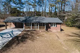 419 Lockridge Ln, Lawrenceville, GA 30046 - Photo 2