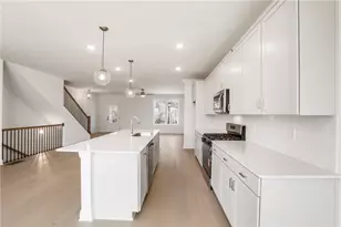 624 Oakleaf Grove Ln, Sugar Hill, GA 30518 - Photo 16