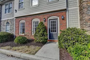 1216 Harris Commons Pl, Roswell, GA 30076 - Photo 2