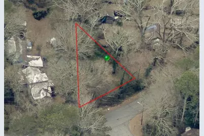 811 Sheppard Road, Stone Mountain, GA 30083 - Photo 2