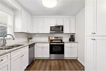 4539 Cheeley Drive, Sugar Hill, GA 30518 - Photo 10