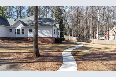 718 Robert Way, Powder Springs, GA 30127 - Photo 14