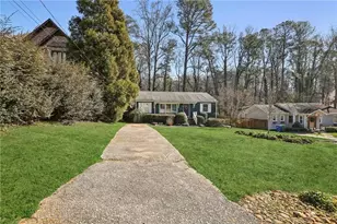 2945 Ringle Rd, Atlanta, GA 30341 - Photo 2
