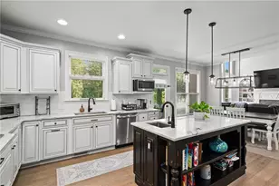 810 Lake Ridge Ct, Canton, GA 30114 - Photo 14