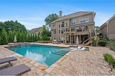 810 Lake Ridge Court, Canton, GA 30114 - Photo 2