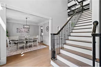 810 Lake Ridge Court, Canton, GA 30114 - Photo 4