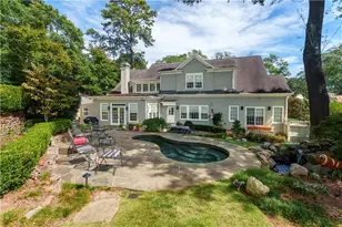 2394 Montview Dr NW, Atlanta, GA 30305 - Photo 2