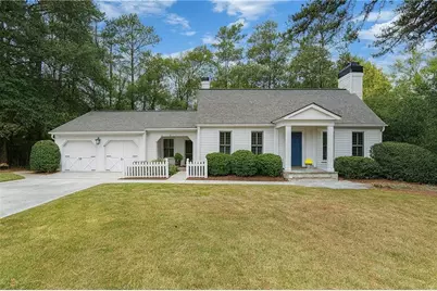 4220 Exeter Close NW, Atlanta, GA 30327 - Photo 2