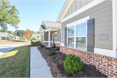 2562 Rathburn Circle, Loganville, GA 30052 - Photo 2