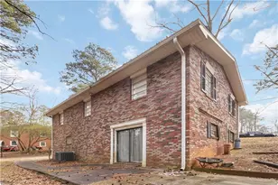 1962 Maple Dr NW, Kennesaw, GA 30144 - Photo 22