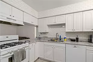 1962 Maple Dr NW, Kennesaw, GA 30144 - Photo 10