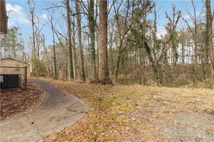 1962 Maple Dr NW, Kennesaw, GA 30144 - Photo 24