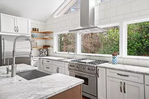 6125 Weatherly Dr, Atlanta, GA 30328 - Photo 6