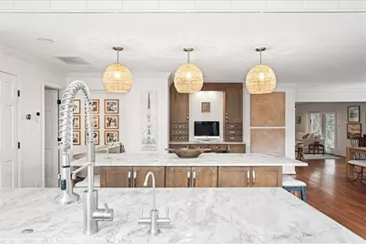 6125 Weatherly Drive, Atlanta, GA 30328 - Photo 12