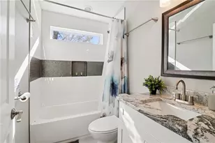 1390 Almont Dr SW, Atlanta, GA 30310 - Photo 14