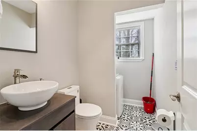 1390 Almont Drive SW, Atlanta, GA 30310 - Photo 8