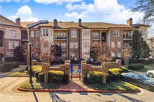 825 Highland Ln NE, Atlanta, GA 30306 - Photo 2