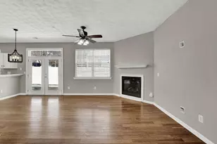 326 Hiawassee Dr, Woodstock, GA 30188 - Photo 8