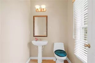 735 Stillrock Dr SW, Atlanta, GA 30331 - Photo 8