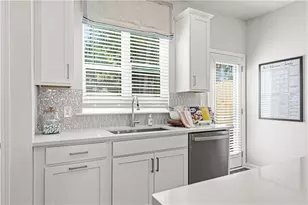 2831 Rosehall Way, Lawrenceville, GA 30044 - Photo 18