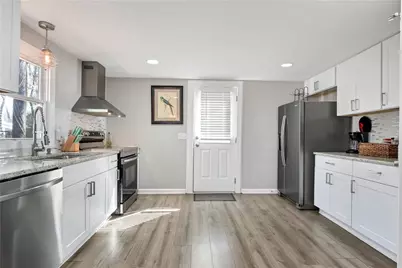 321 Pine Avenue, Commerce, GA 30529 - Photo 14