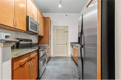 3445 Stratford Road NE #303, Atlanta, GA 30326 - Photo 8