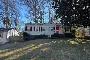 818 Burchill St SW, Atlanta, GA 30310 - Photo 1