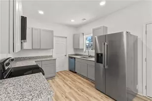 30 Moore Ave, Toccoa, GA 30577 - Photo 8