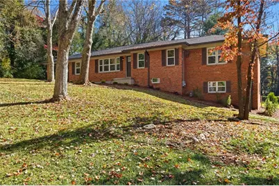 112 Woodland Street, Clarkesville, GA 30523 - Photo 2