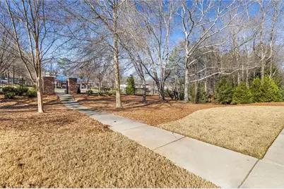128 Everley Walk, Alpharetta, GA 30009 - Photo 2