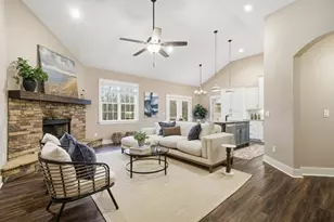 2452 Pleasant Hill Rd, Talking Rock, GA 30175 - Photo 2